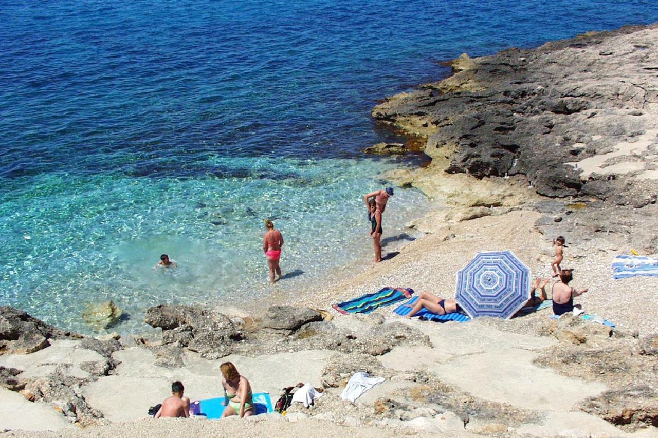 Apartments By The Sea Ivan Dolac, Hvar - 18100 Jelsa  Exterior photo