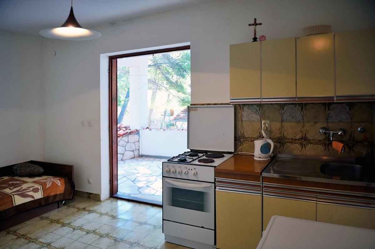 Apartments By The Sea Ivan Dolac, Hvar - 18100 Jelsa  Exterior photo